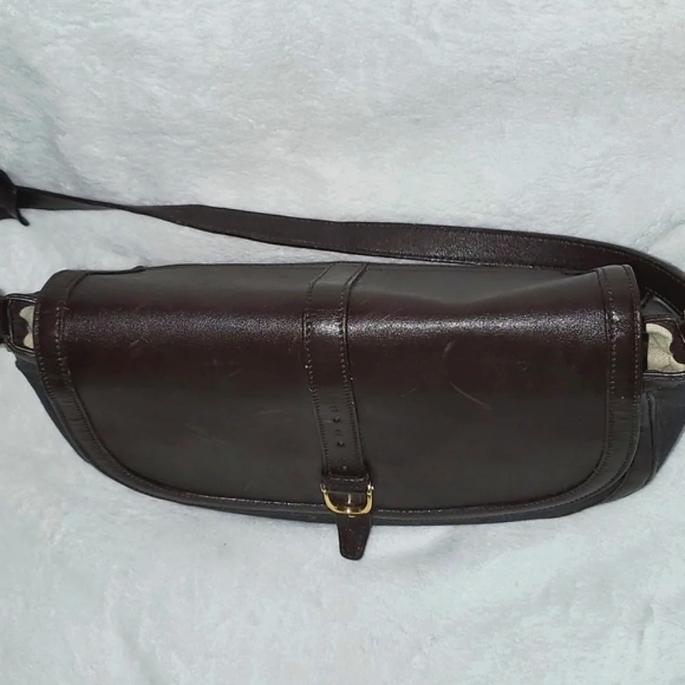 Gucci Supreme Stirrup Crossbody Bag